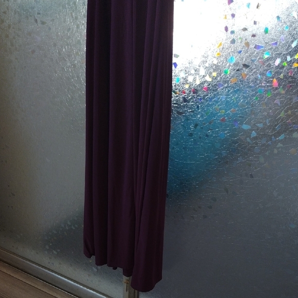 Wild Daisy Burgundy Spaghetti Strap Dress - Picture 9 of 13